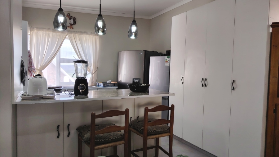 4 Bedroom Property for Sale in Fraaiuitsig Western Cape